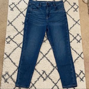 AE 12 short Curvy Hi-Rise Jegging